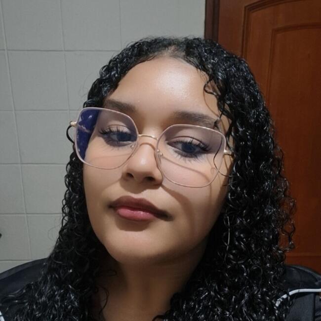 Babysitter in São Paulo: Vanessa