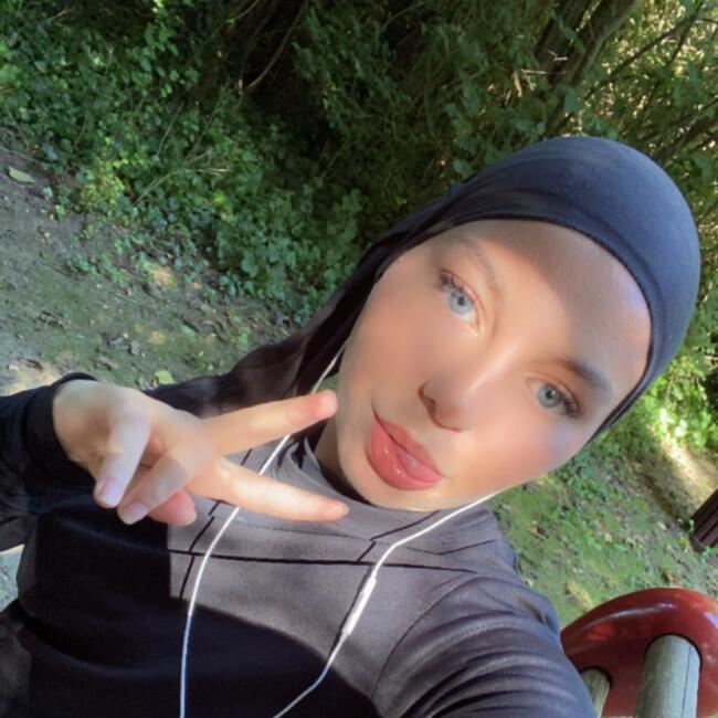 Babysitter in Meaux: Kenza