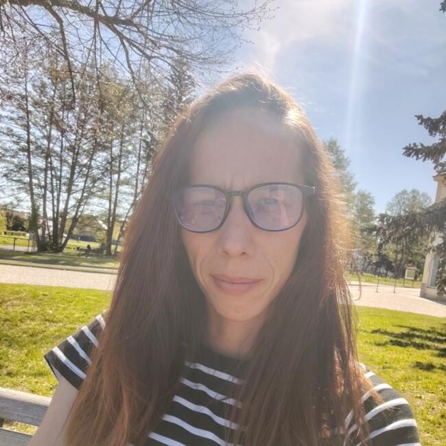 Babysitting job in Tlučná: Adriana