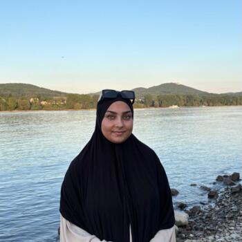 Babysitter in Bonn: Angelina