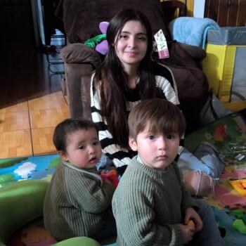 Trabajo para niñera en Santiago de Chile: trabajo de niñera Constanza
