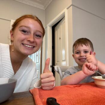Babysitter in Sydney: Isla