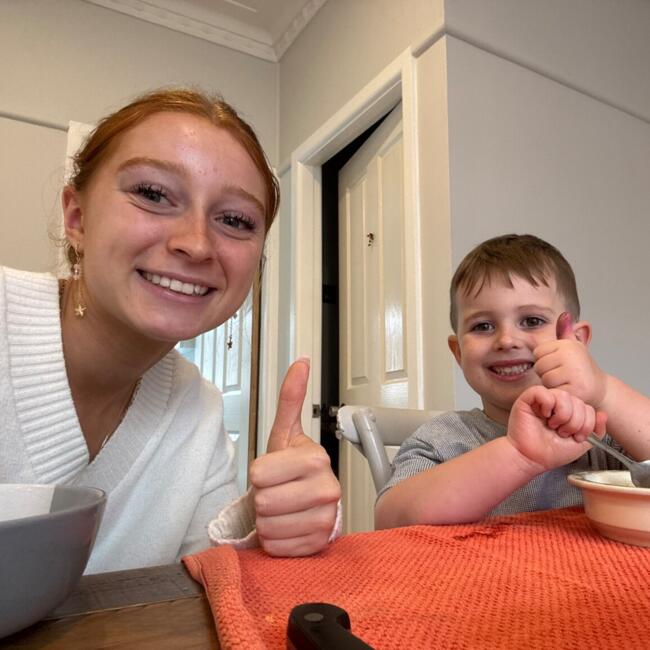 Babysitter in Sydney: Isla