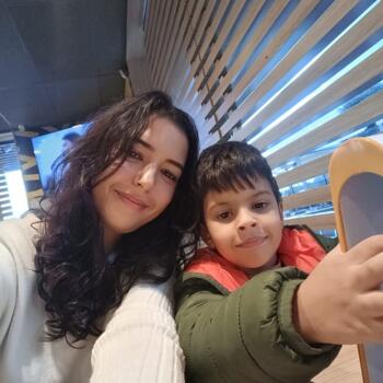 Nanny job in Kenitra: babysitting job Hind