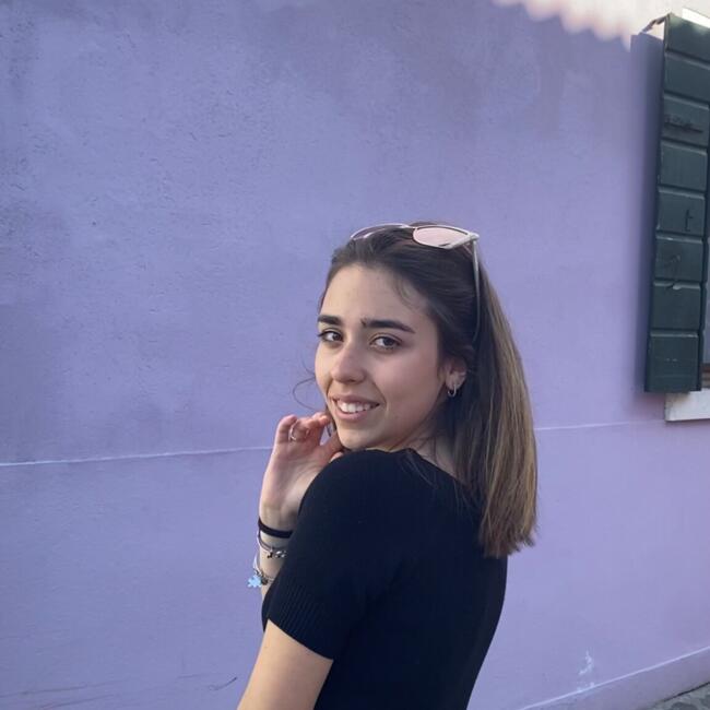 Babysitter in Peschiera Borromeo: Giulia