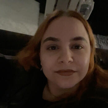 Babysitter Keratsini: Katerina