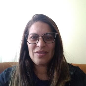 Babysitter Curitiba: Simone