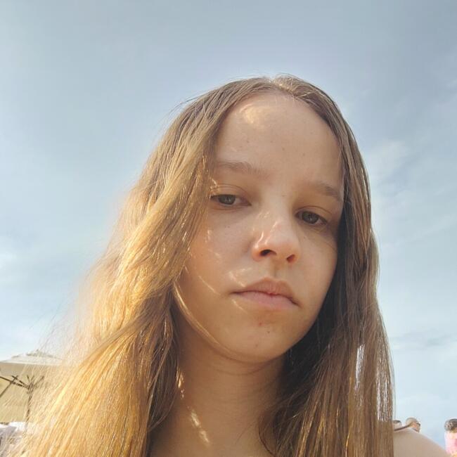 Babá em Itajaí: Samara