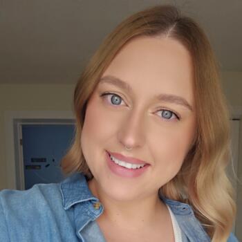 Job de garde d'enfants à Barrie: job de garde d'enfants Alexandra