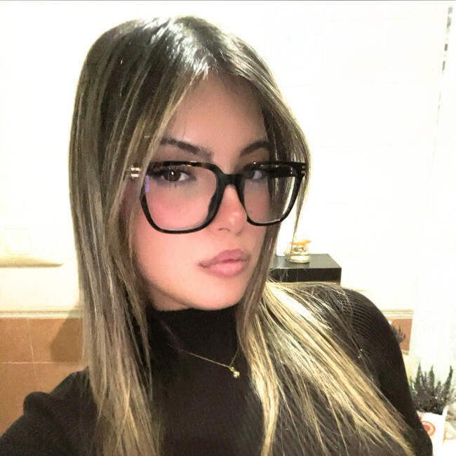 Babysitter in Lamezia Terme: Nicole