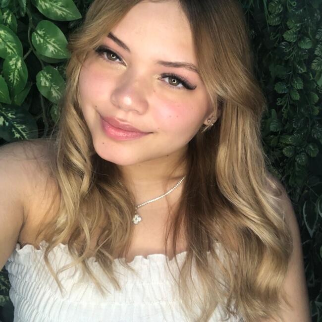 Babysitter in Palhoça: Rebeca