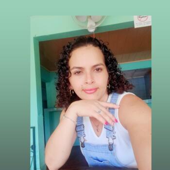 Babysitter in Heredia: Rosa