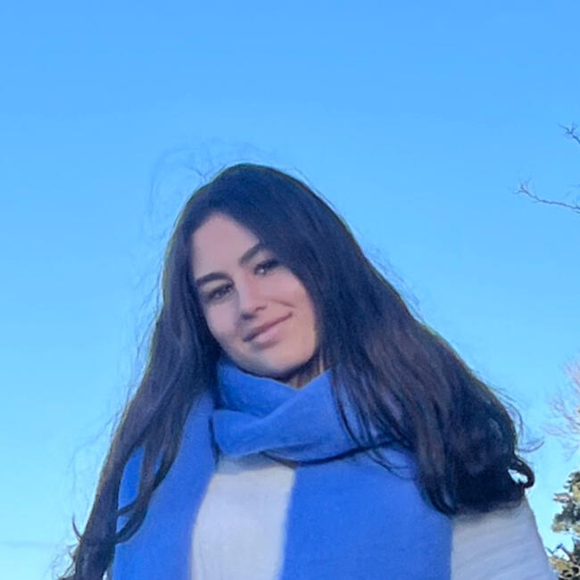 Babysitter in Auckland: Paige