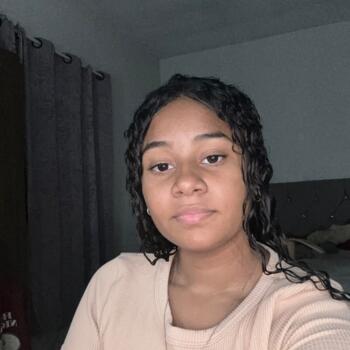 Babá em Conchas: Emanuelly