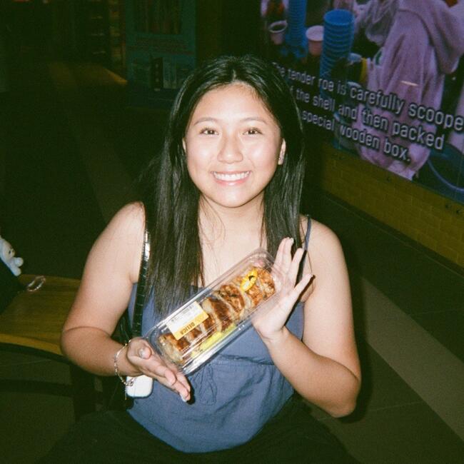 Babysitter in Singapore Island: Janelle