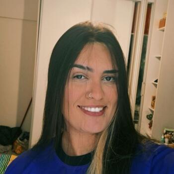 Babysitter in São Vicente: Laura