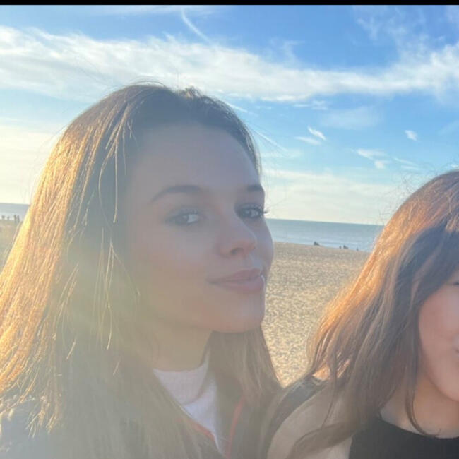 Babysitter in Roeselare: Alicia