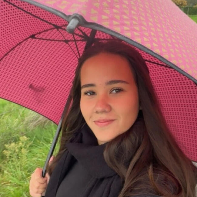 Baby-sitter à Clermont-Ferrand: Lucy