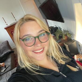 Babysitter in Koblenz: Lara Maria