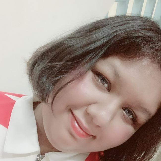 Babysitter in Singapore: Natasha