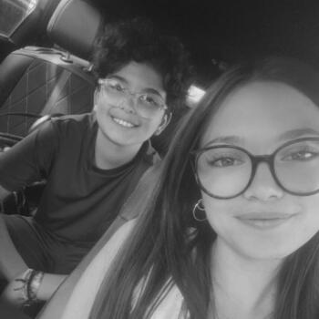 Babysitter in Daours: Léana