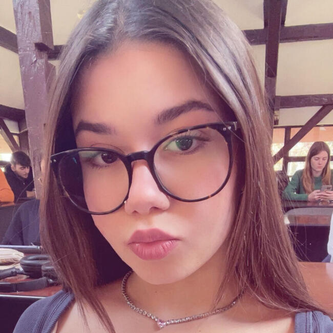 Babysitter in Cluj-Napoca: Alexia