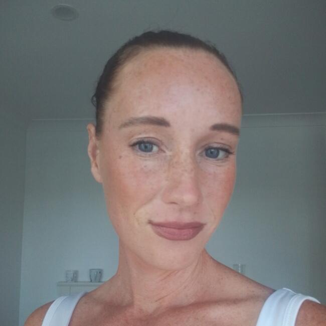 Babysitter in Sydney: Chloe