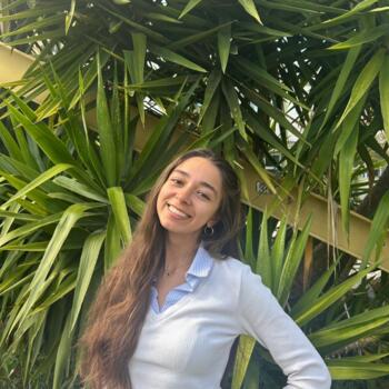 Babysitter in Cascais: Sara