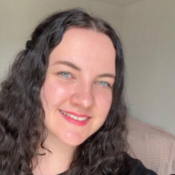 Babysitter in Newton Abbot: Luciana