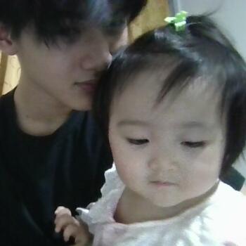 Babysitter in Singapore: Tommy