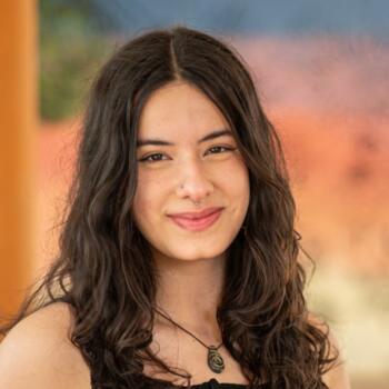 Babá Juiz de Fora: Caroline