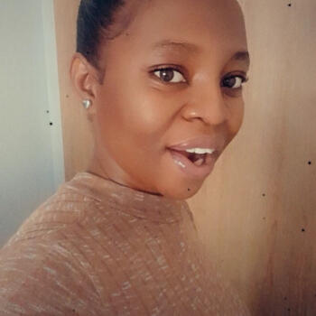 Babysitter in Johannesburg South: Sharon