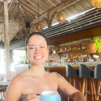 Babysitter in Gold Coast: Brenda Menezes