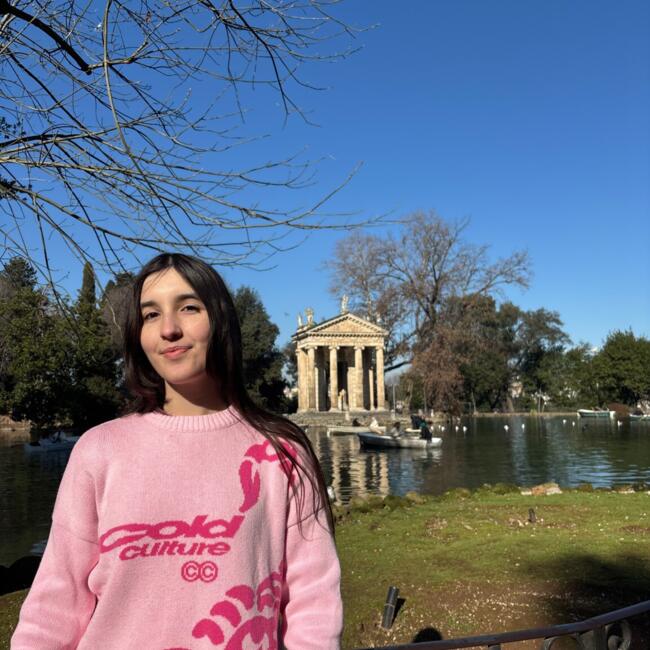 Canguro en Castellón de la Plana: Paula