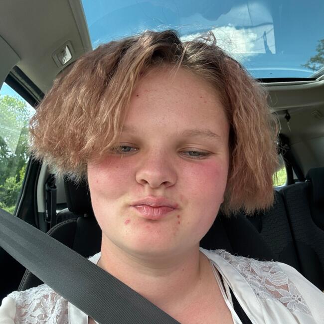 Babysitter in Montagny (Loire): Louise