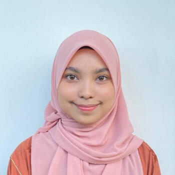 Babysitting job in Kampung Bukit Baharu: babysitting job Farah Ain