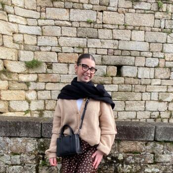 Babysitter in Pommerit-le-Vicomte: Lily