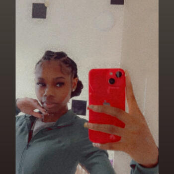 Babysitter in Wolverhampton: Sarai