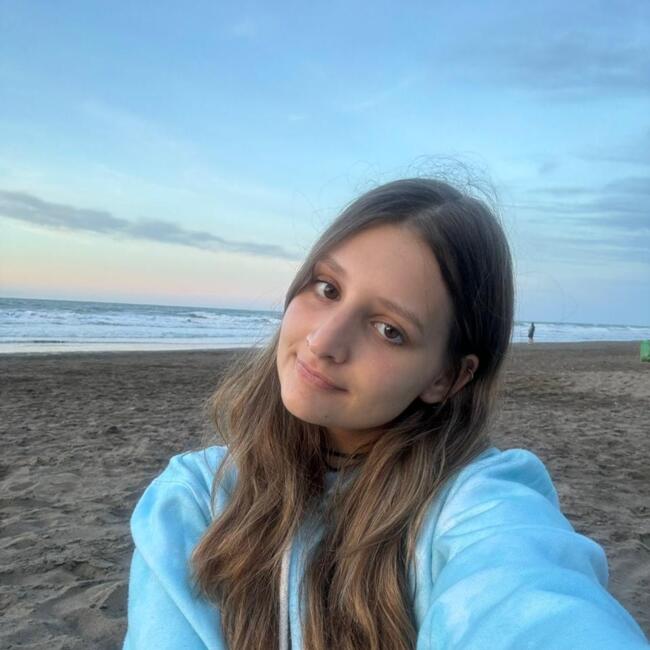 Babysitter in Bahía Blanca: Camila