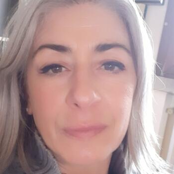 Babysitter a Sasso Marconi: Laura