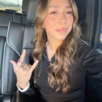 Babysitter in Saint John: Ashley