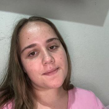 Babá em Araxá: Ana laura