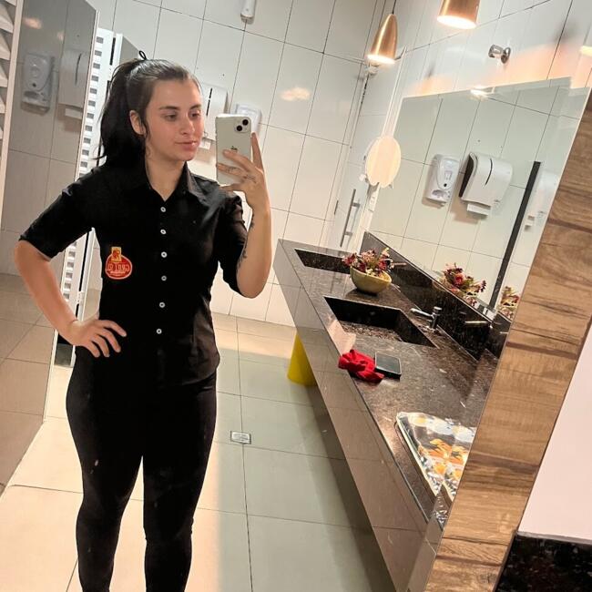 Babysitter in Bragança Paulista: Eduarda