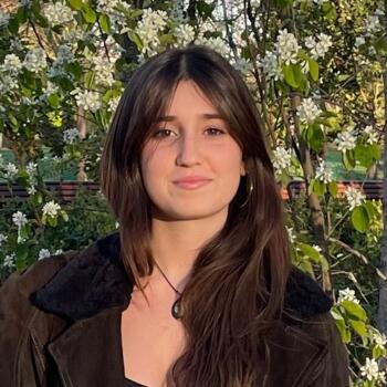 Babysitter in Madrid: Lucía