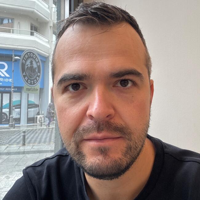 Babysitting job in Pyla: Sergey