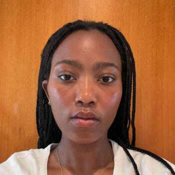 Niñera en Ixelles: Nicole