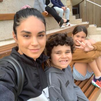Babysitting job in Papamoa: babysitting job Lara