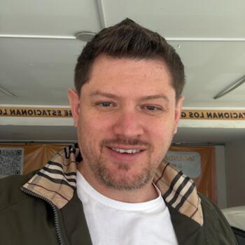 Babysitting job in Mexico City: babysitting job Jorge