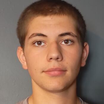 Babysitter in Doornik: Logan Lepine