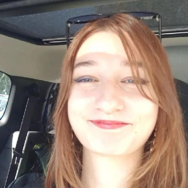 Babysitter in Meaux: Léa